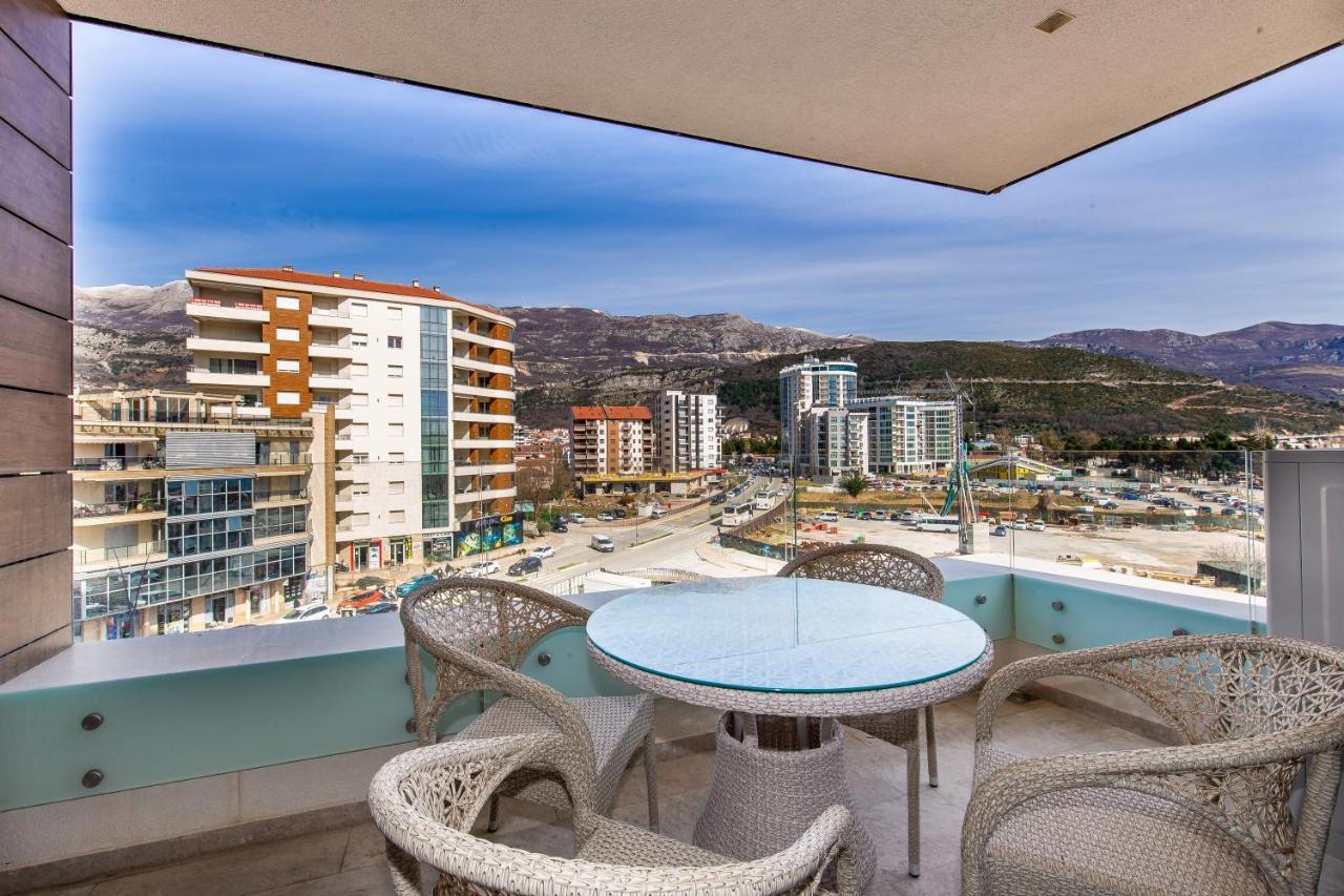 Apartments Lora In Apart-Hotel Budva Ngoại thất bức ảnh