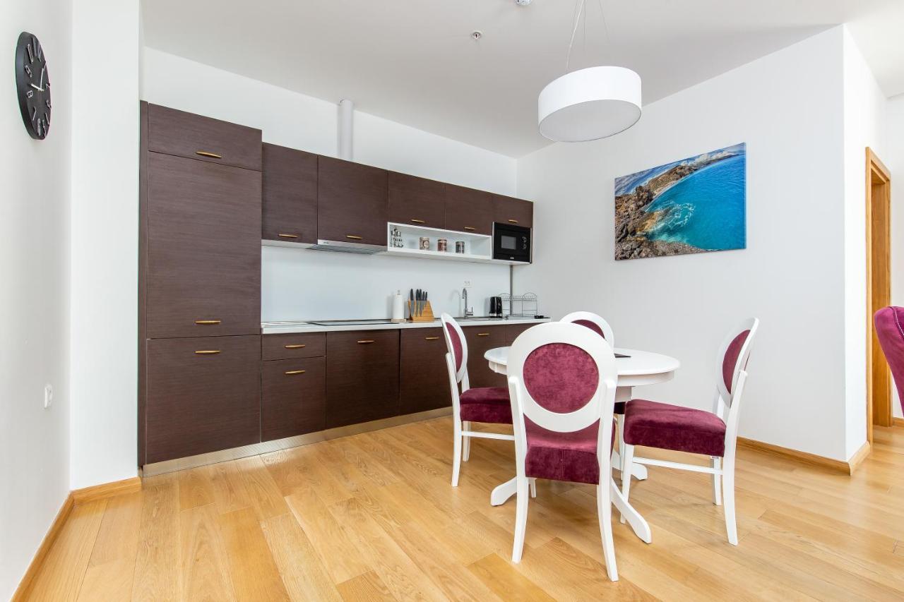 Apartments Lora In Apart-Hotel Budva Ngoại thất bức ảnh