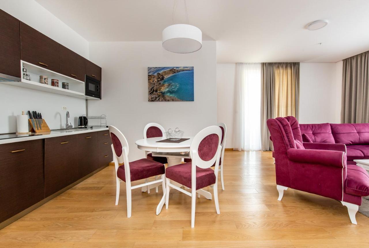 Apartments Lora In Apart-Hotel Budva Ngoại thất bức ảnh