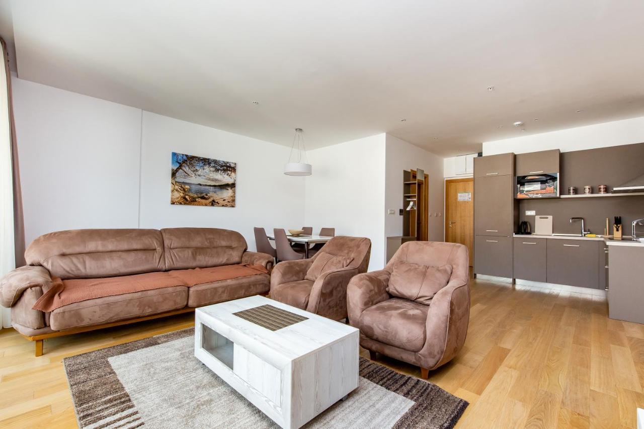 Apartments Lora In Apart-Hotel Budva Ngoại thất bức ảnh