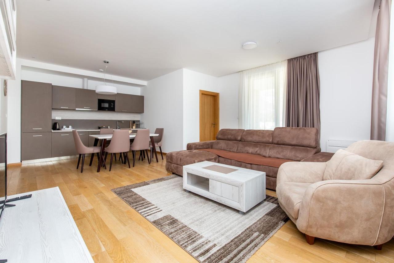 Apartments Lora In Apart-Hotel Budva Ngoại thất bức ảnh