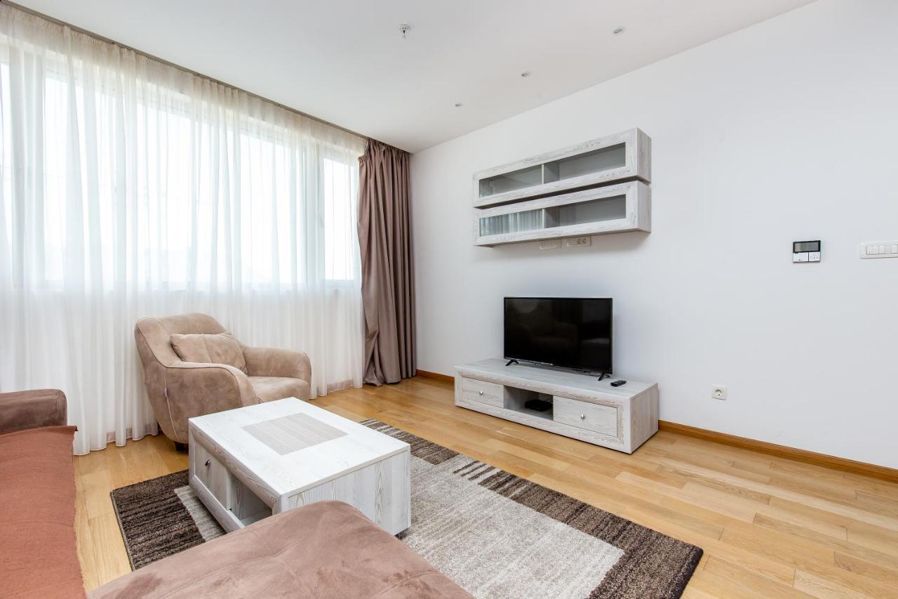 Apartments Lora In Apart-Hotel Budva Ngoại thất bức ảnh