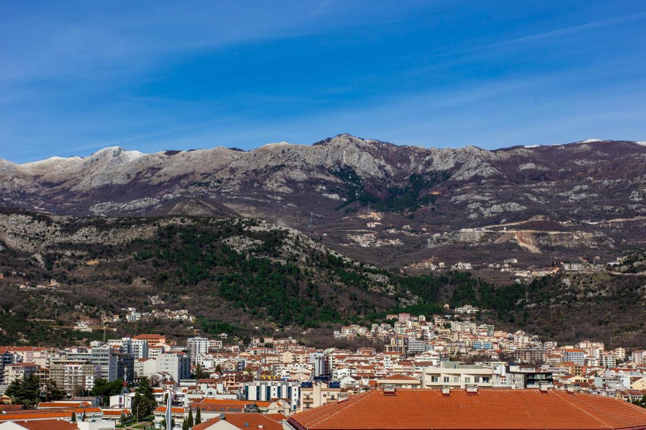 Apartments Lora In Apart-Hotel Budva Ngoại thất bức ảnh