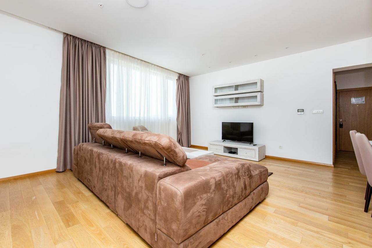 Apartments Lora In Apart-Hotel Budva Ngoại thất bức ảnh