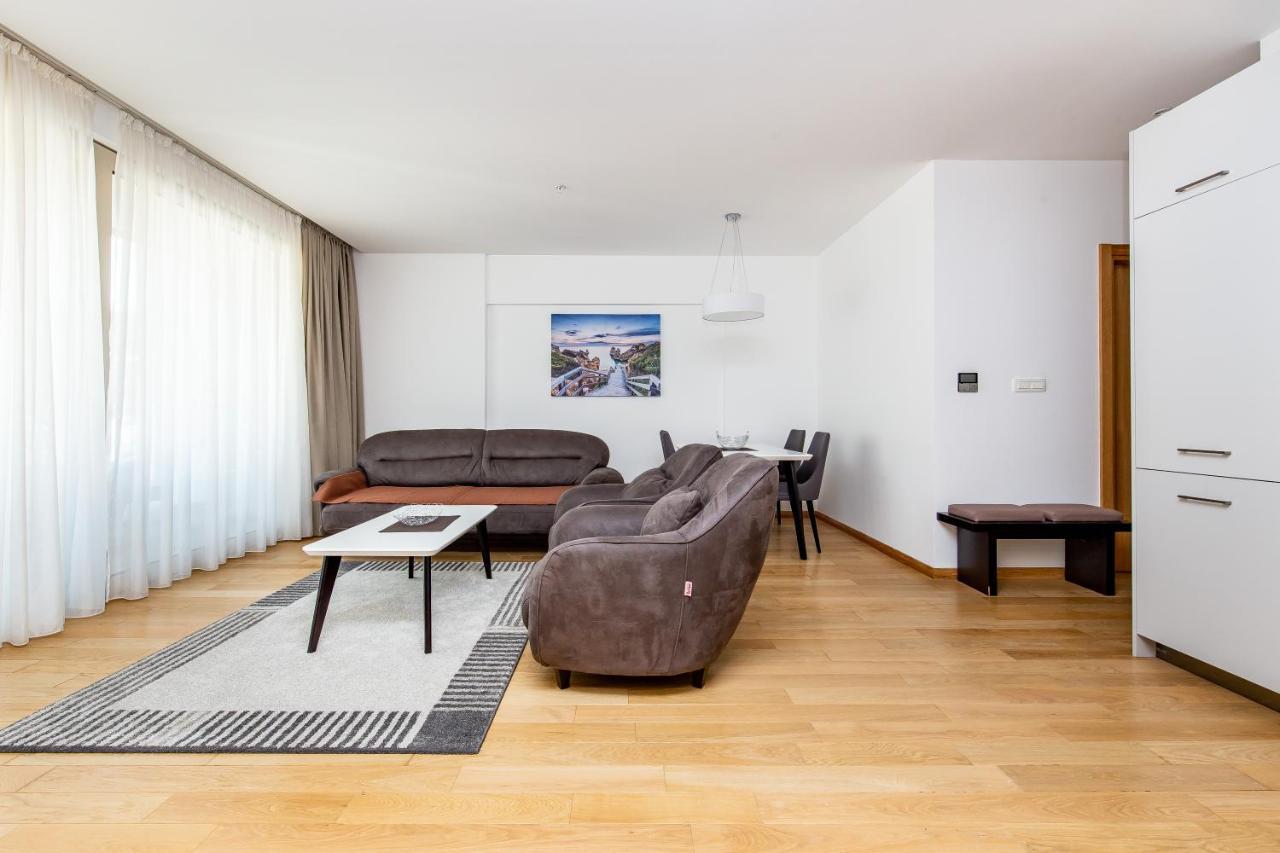 Apartments Lora In Apart-Hotel Budva Ngoại thất bức ảnh