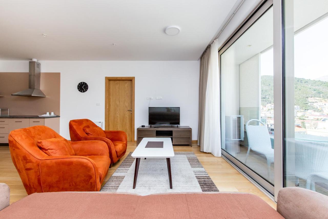 Apartments Lora In Apart-Hotel Budva Ngoại thất bức ảnh